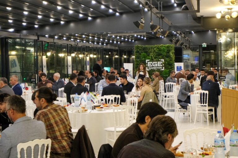 AYDIN-tmmob-insaat-muhendisleri-odasi-ile-duzenlenen-sektorel-bilgilendirme-etkinlikleri (6)